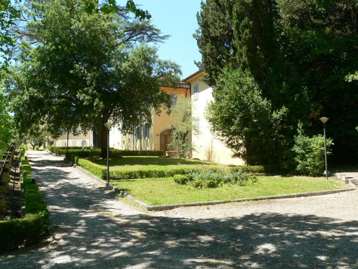 Residenza Le Cicogne Villa ปิสโตยา ภายนอก รูปภาพ