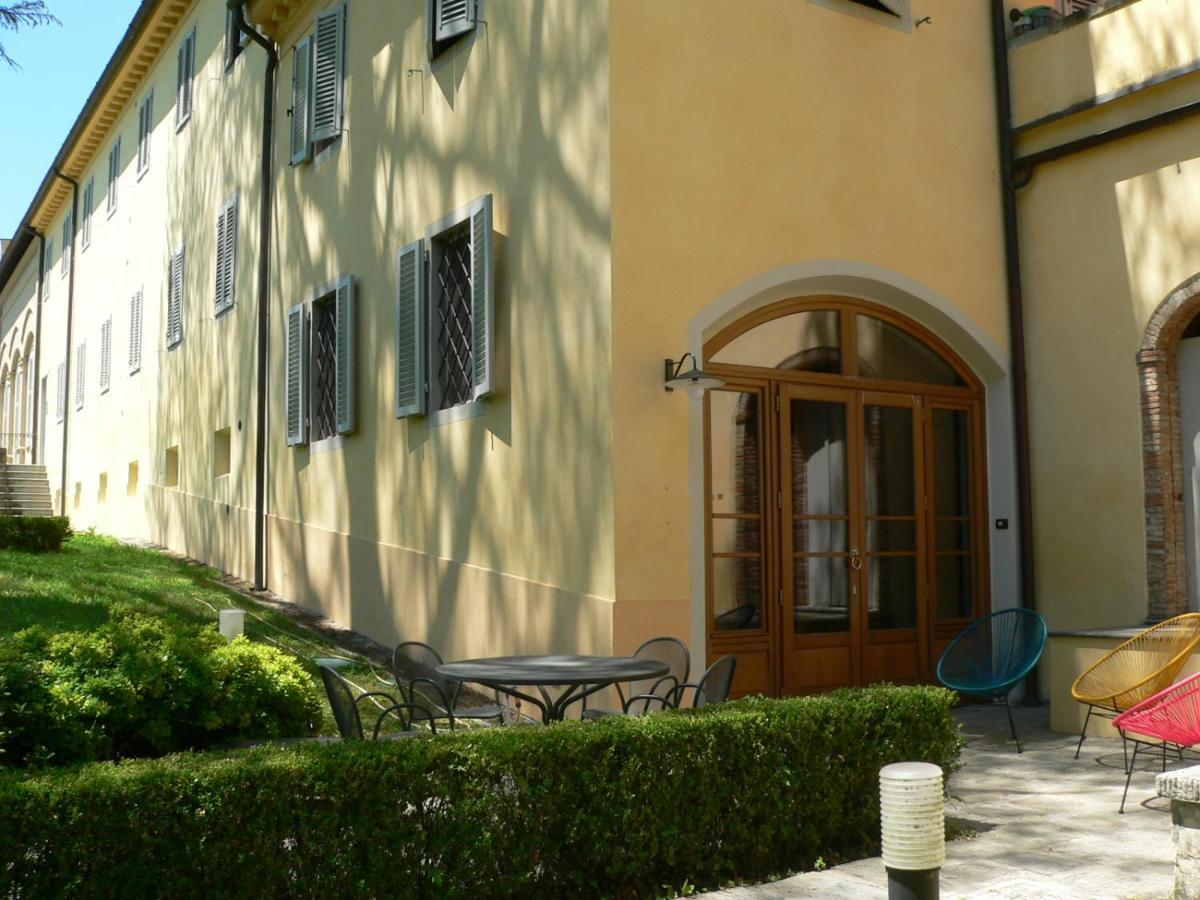 Residenza Le Cicogne Villa ปิสโตยา ภายนอก รูปภาพ
