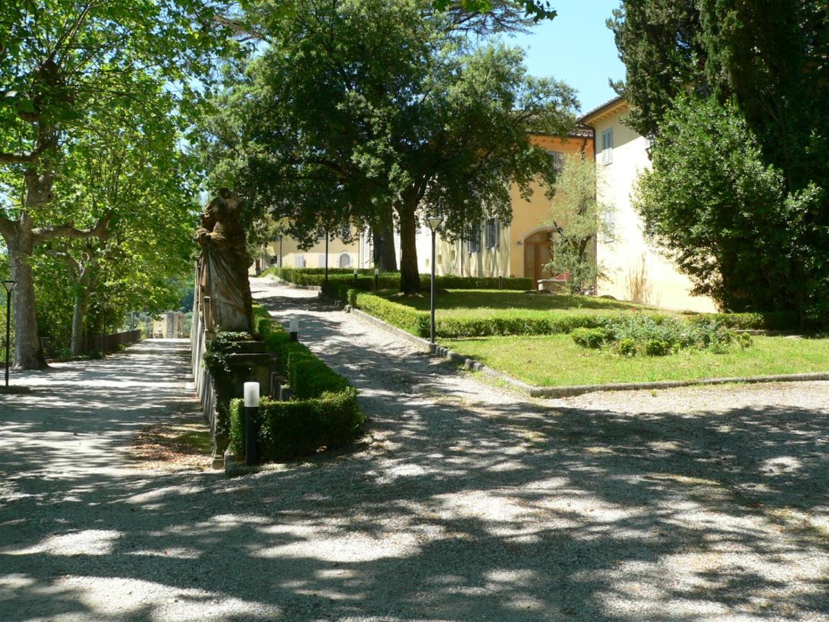 Residenza Le Cicogne Villa ปิสโตยา ภายนอก รูปภาพ